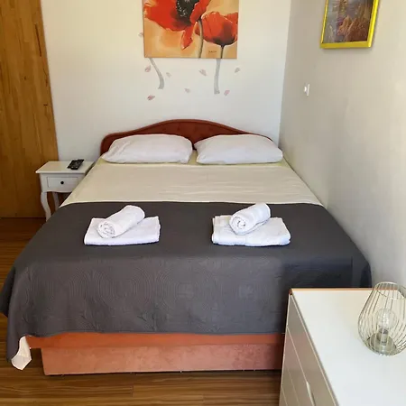 Apartment Delux Vele *